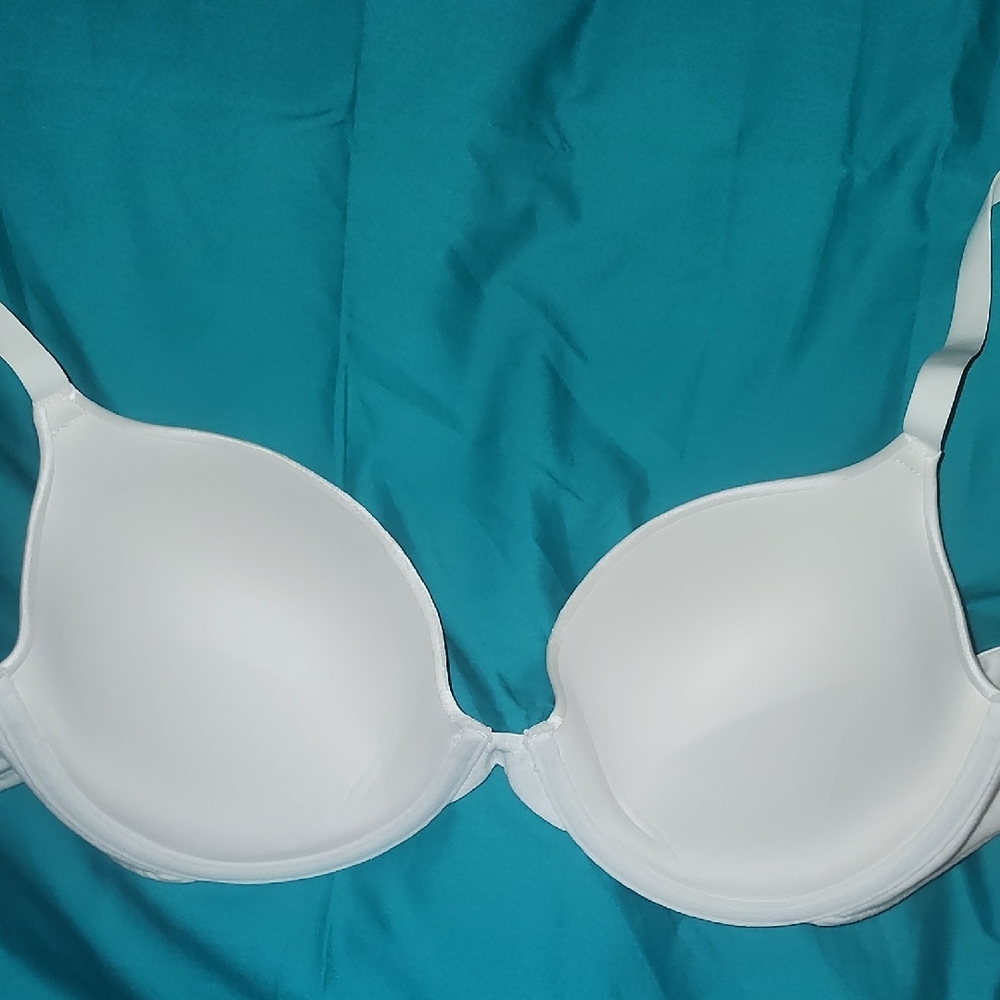 Kathleen Kirkwood Smooth White Bra - Picture 6 of 7